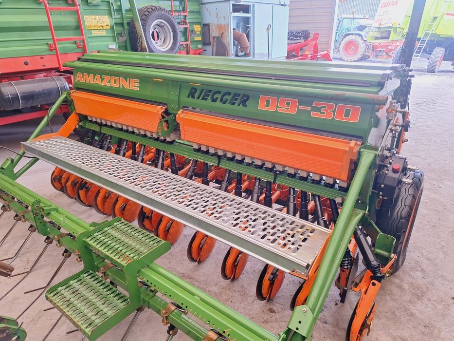 Siewnik zbożowy Amazone D9 3m Special  talerzowy stan bdb