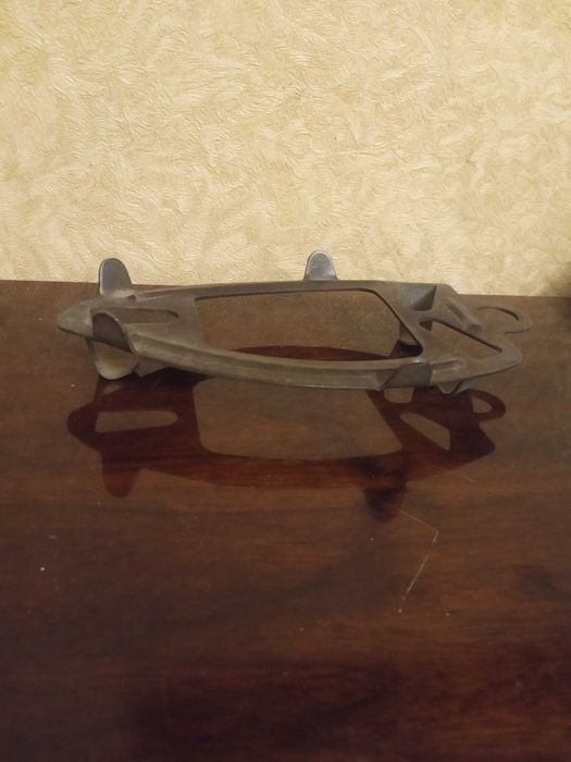 Подставка под утюг