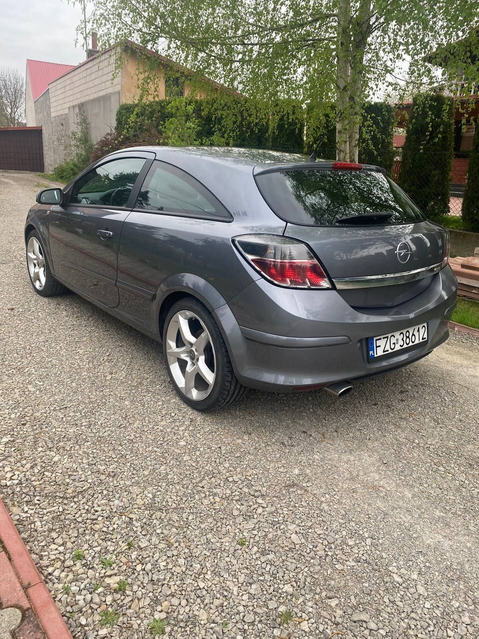 Opel Astra H GTC 1.8 benzyna