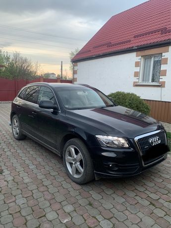 Продам Audi Q5