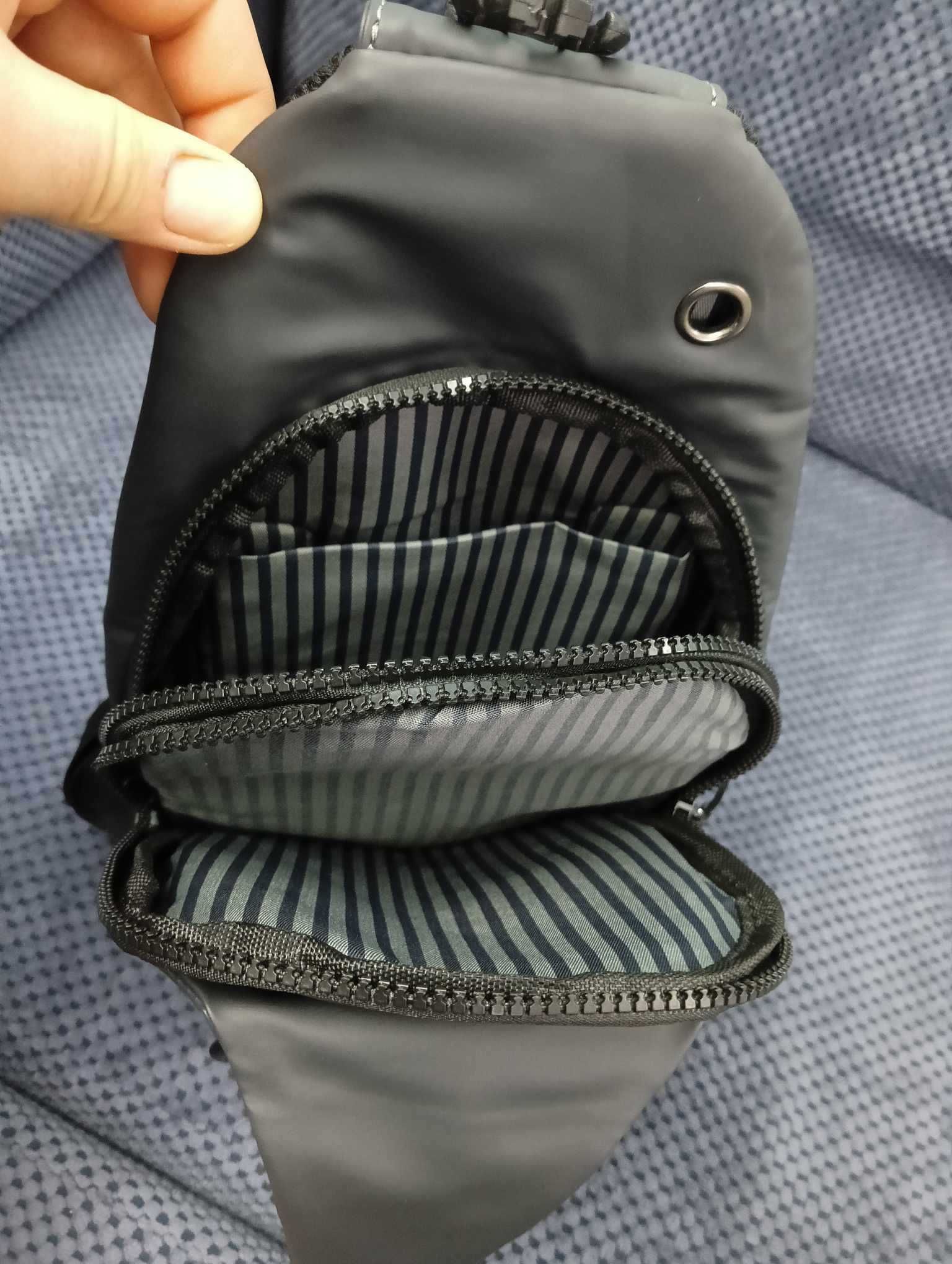Torba Saszetka na Klatke Piersiową / Ramię USB