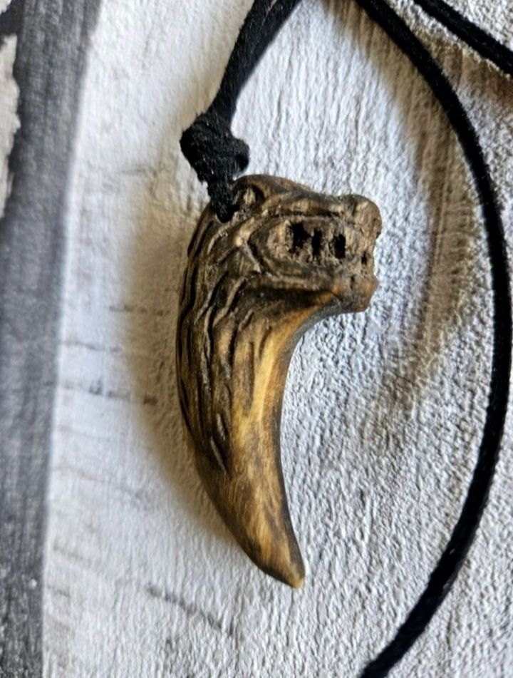 Duży wisior skandynawski wilk Fenrir kieł wikingów amulet talizman XL