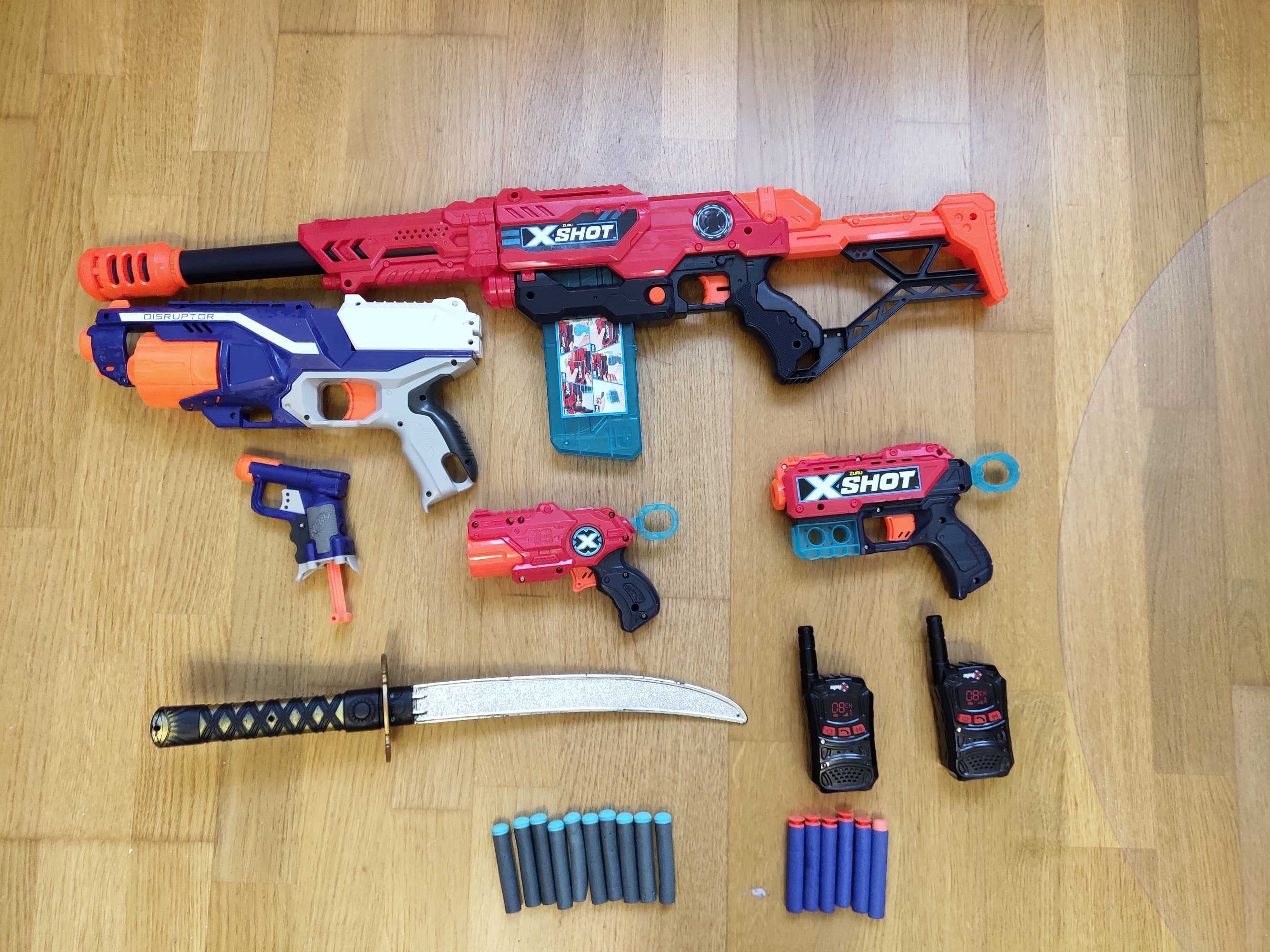 Зброя nerf іграшкова,рації,меч.