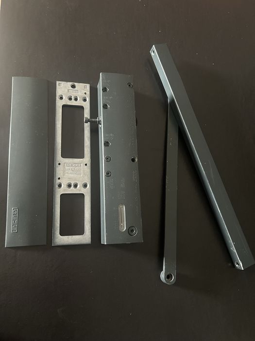 Samozamykacz TS5000 GEZE