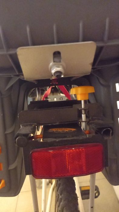 Cadeira criança e suporte para qualquer bicicleta