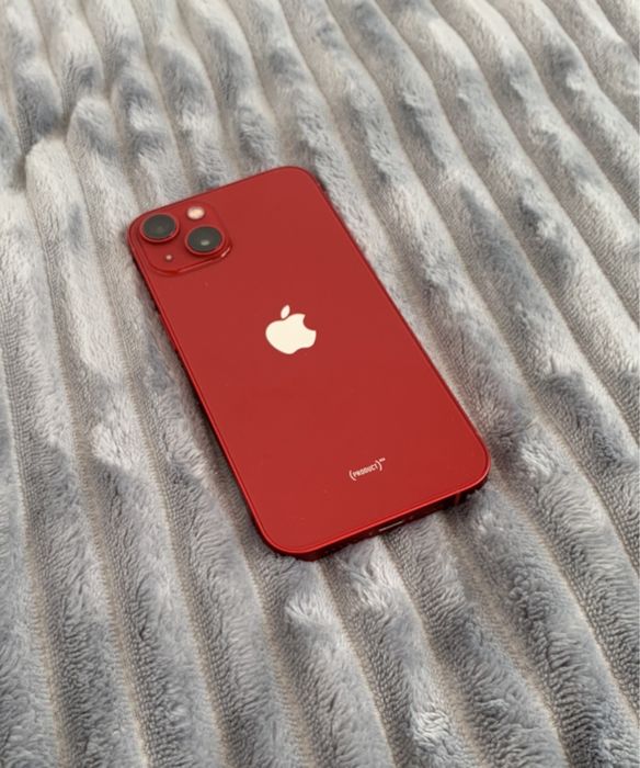 iPhone 13 92% kondycji, śliczny smartfon