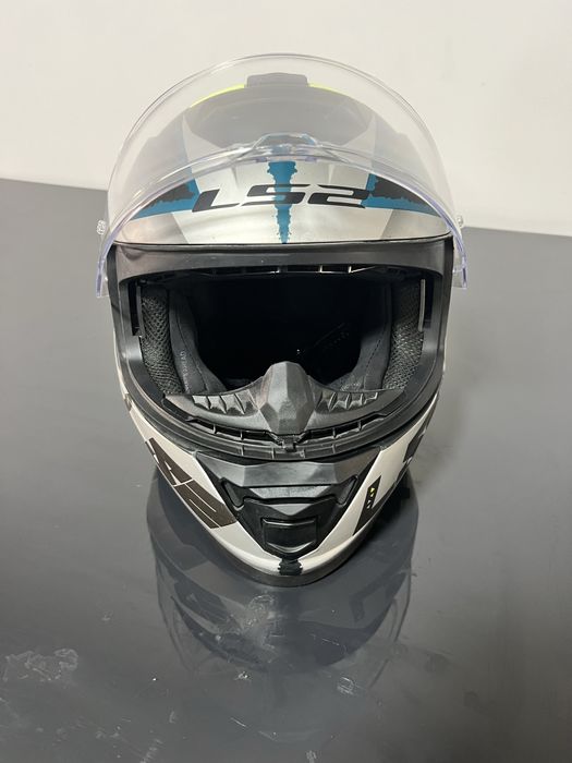 Capacete LS2 STROM