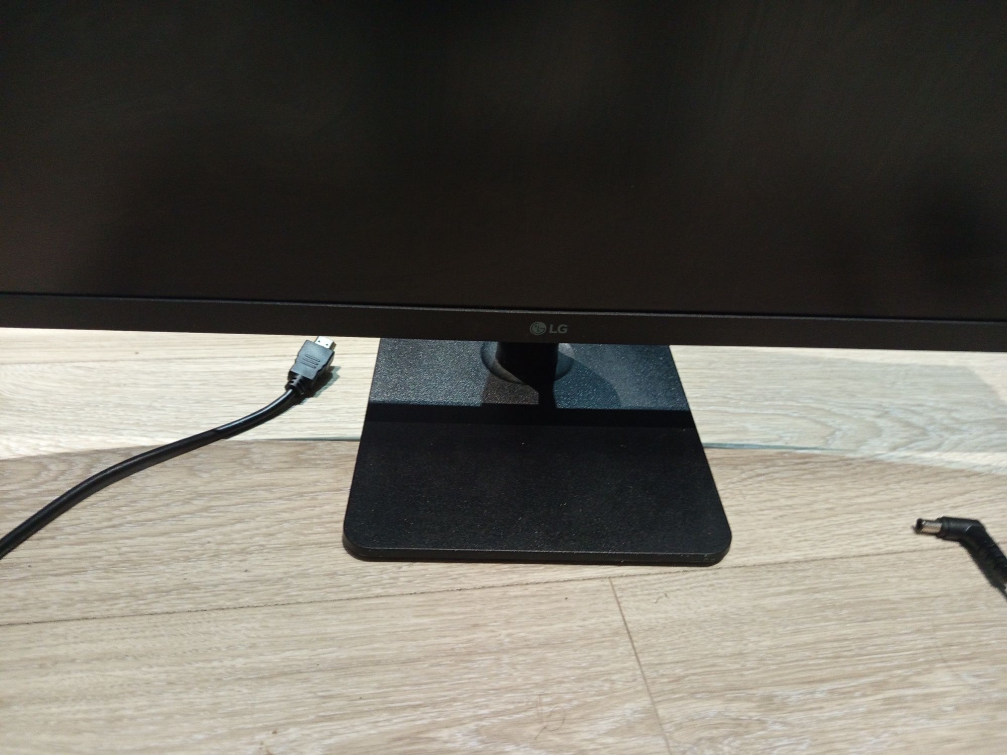 Monitor lg 27 cali