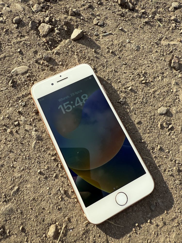 iPhone 8 64 GB *kondycja 81%*