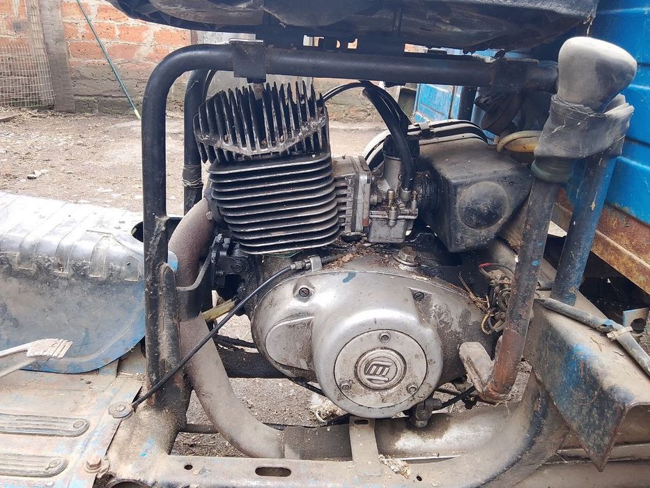 продам мотороллер муравей