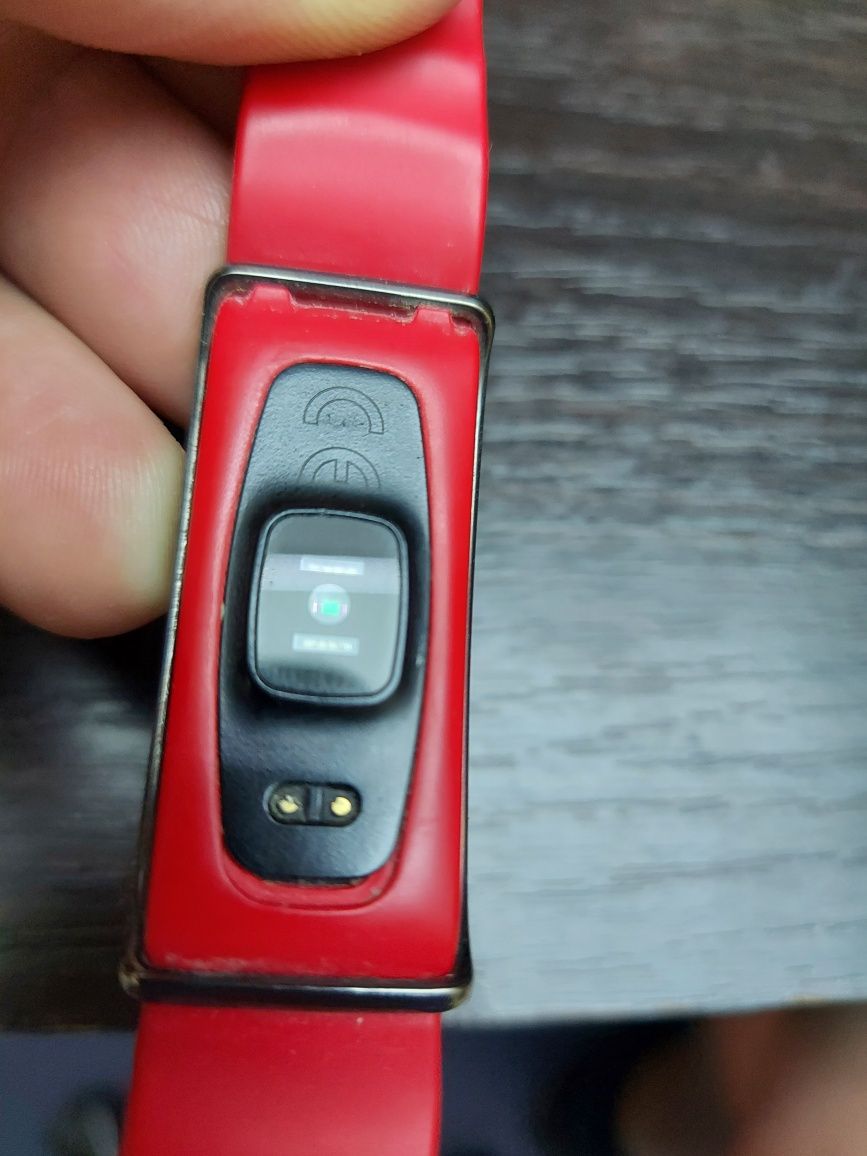 Huawei band a2 фітнес браслет