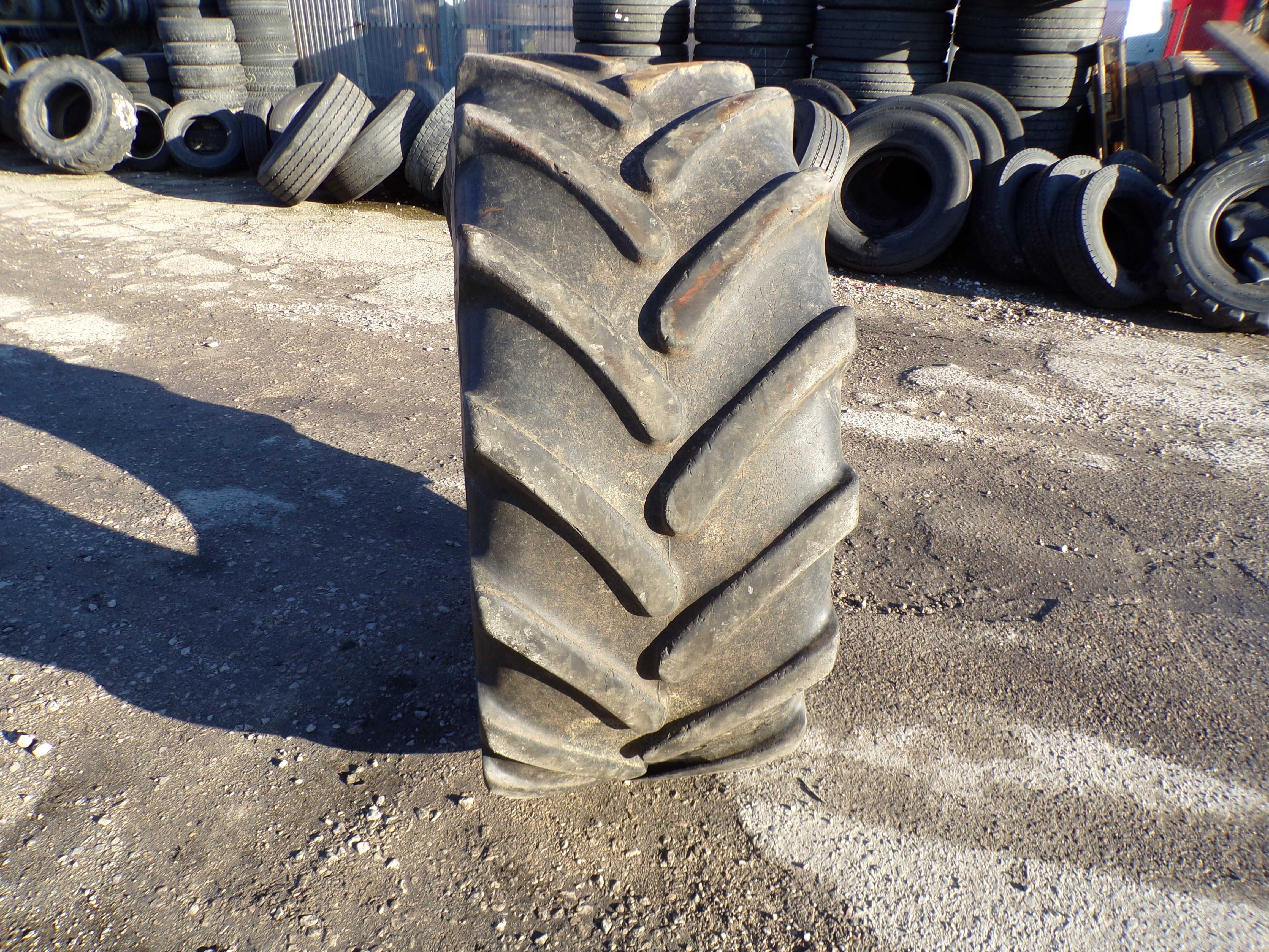 Opona 540/65R28 BRIDGESTONE VT-TRACTOR (1200 netto)