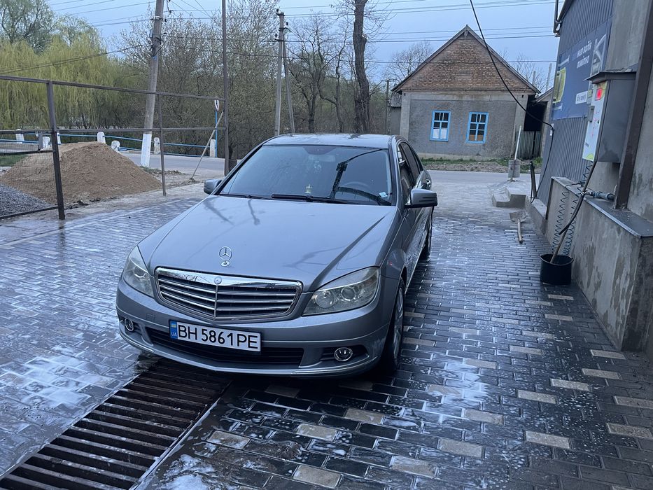 Мерседес w204 c 200
