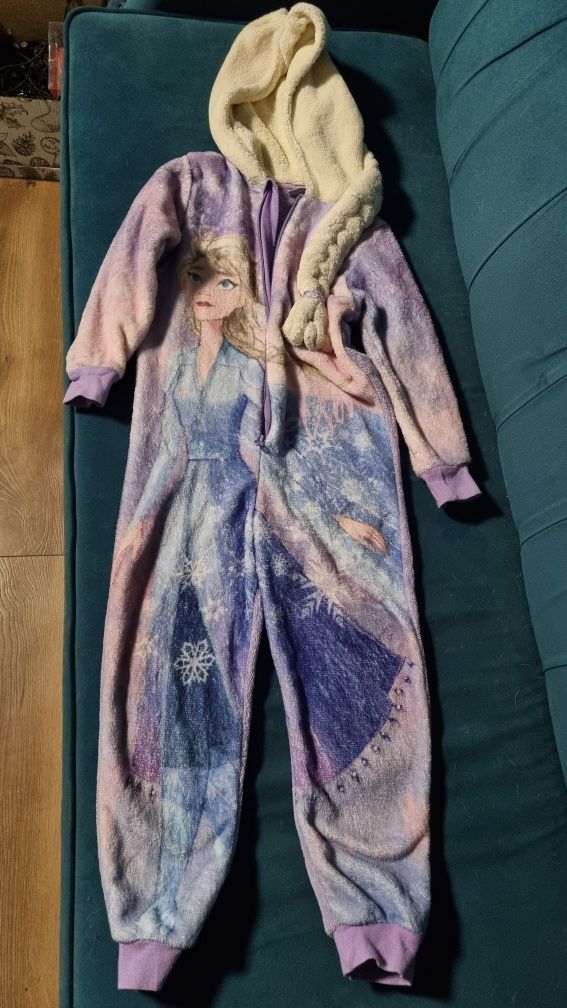 Kigurumi elza piżamka r.5-6 pajacyk