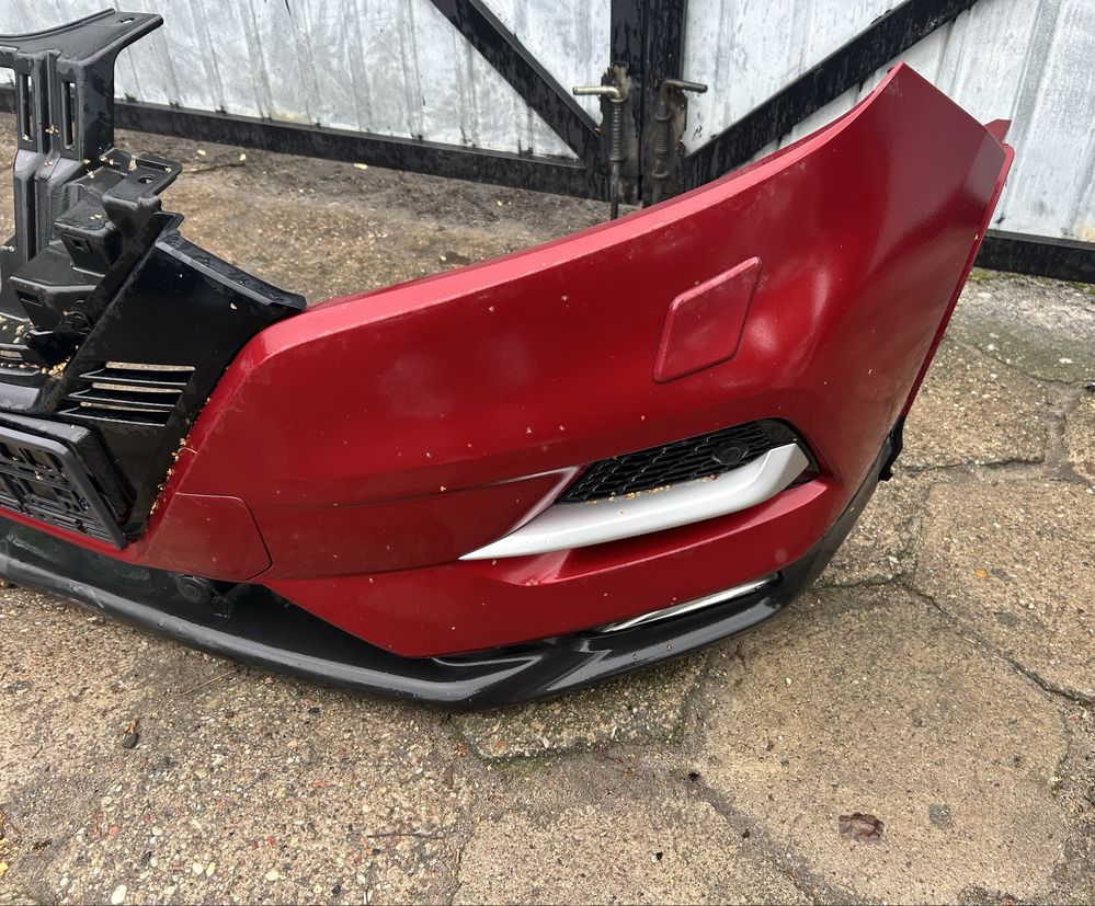 Nissan Qashqai j11 Zderzak przedni NAJ G idealny 4 Czujniki