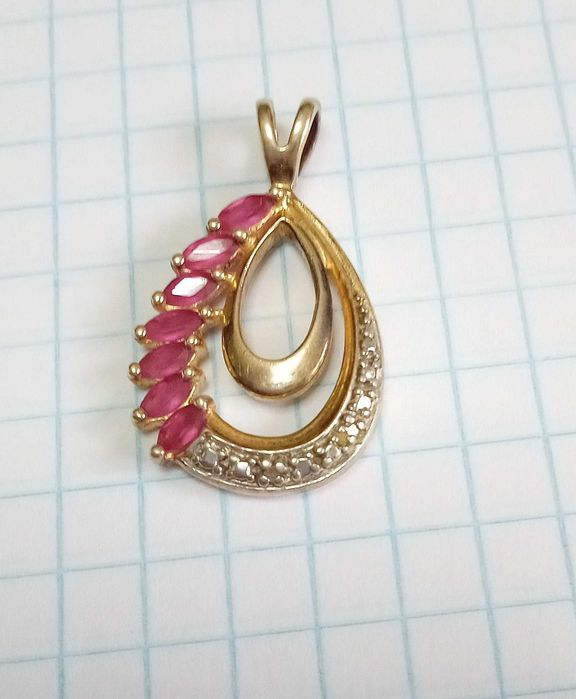 Підвіска кулон Срібло 925 проба, в позолоті, з рожевими каменями