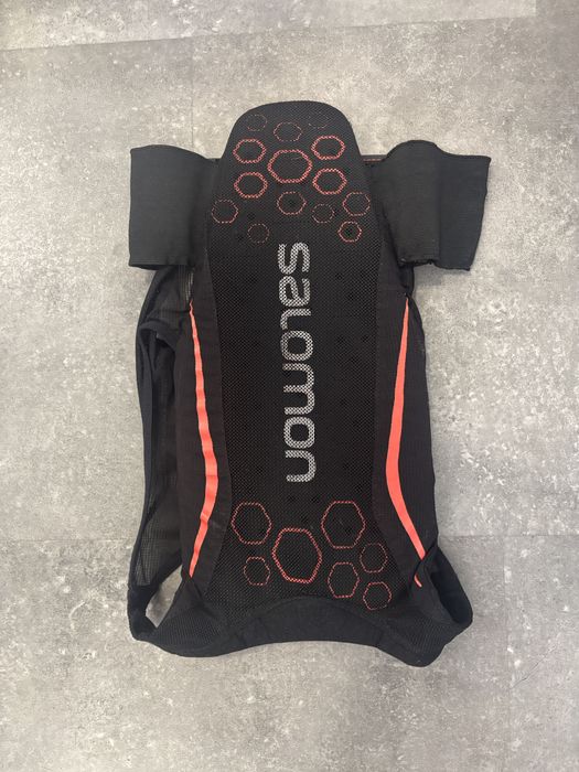 Ochraniacz na plecy żółwik firmy Salomon