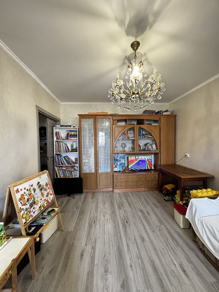 Продаж 2-х кімнатної квартири по вул. Годинки