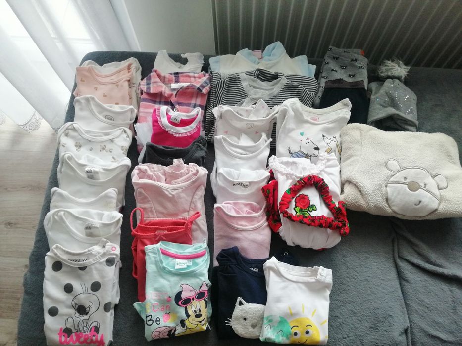 Ubranka dla dziewczynki 74