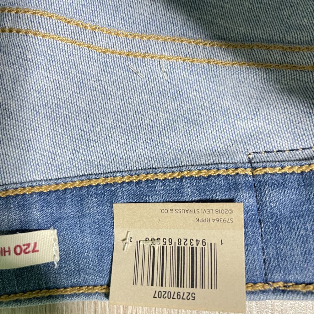 Джинси Levis 720, 100% оригінал W27 L30