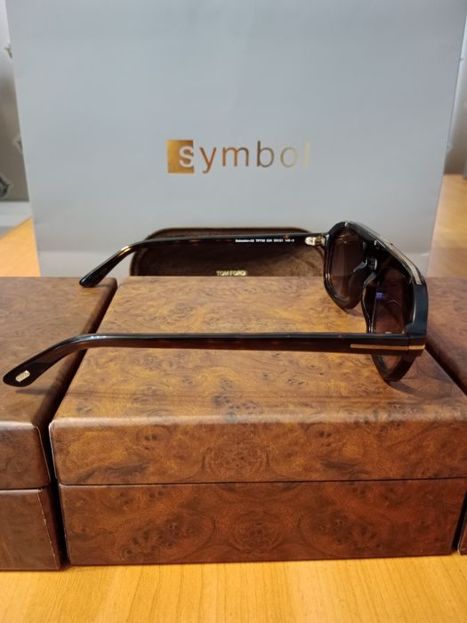 Солнцезащитные очки Tom Ford оригинал saint louis