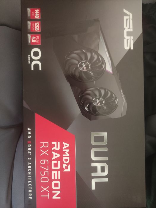 Asus Radeon RTX 6750 XT