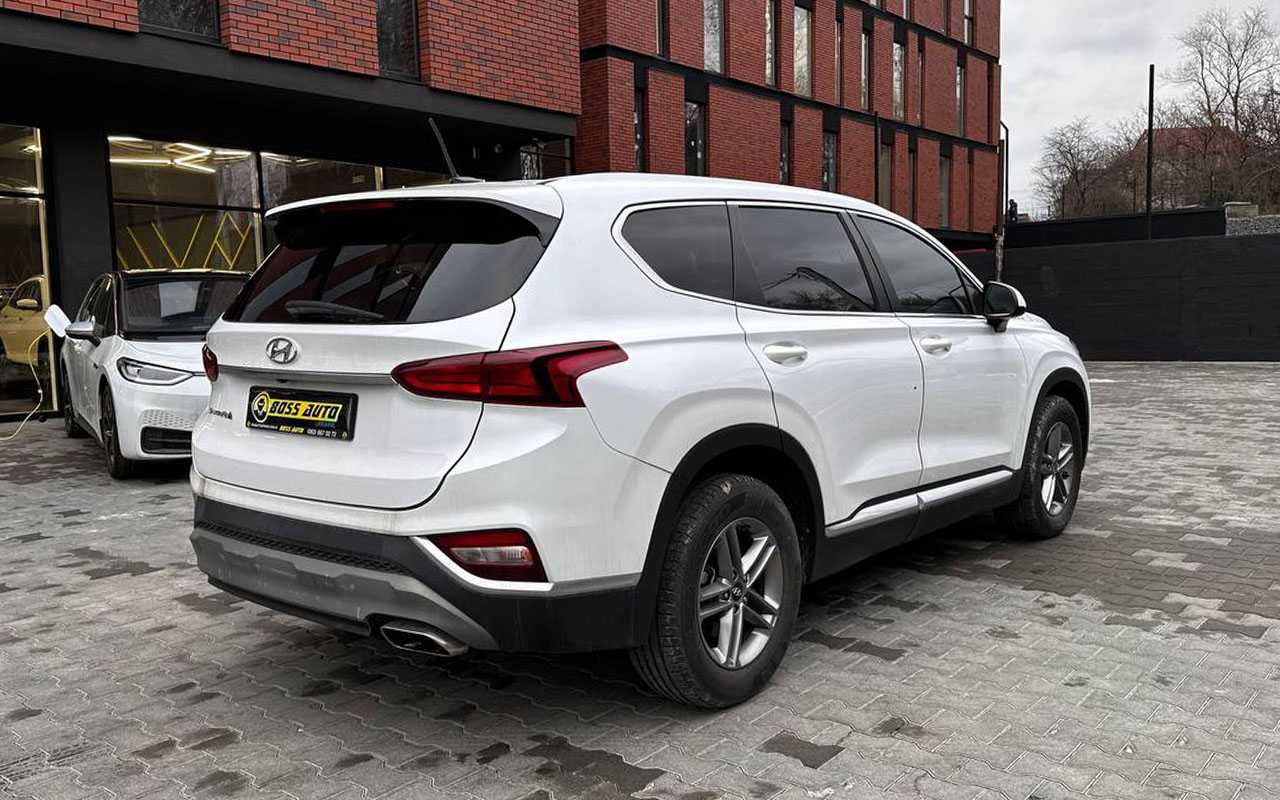 Hyundai Santa FE	2018