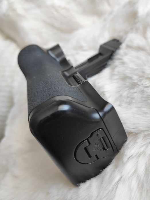 Grip Meike MK-550D do Canon EOS 550D 600D  650D i 700D