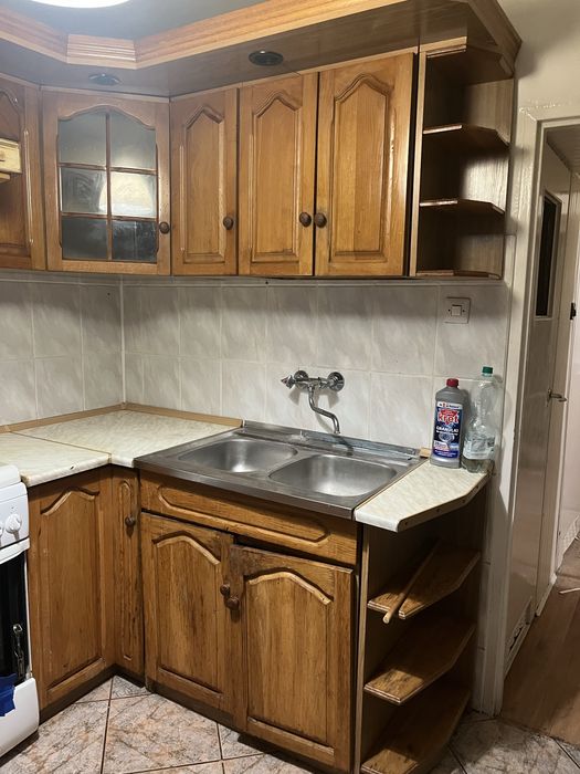 Zestaw mebli kuchennych