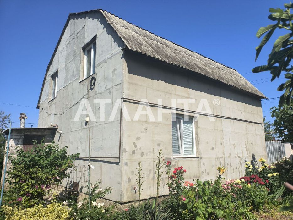 Добротный дом с ракушняка 2007 года.