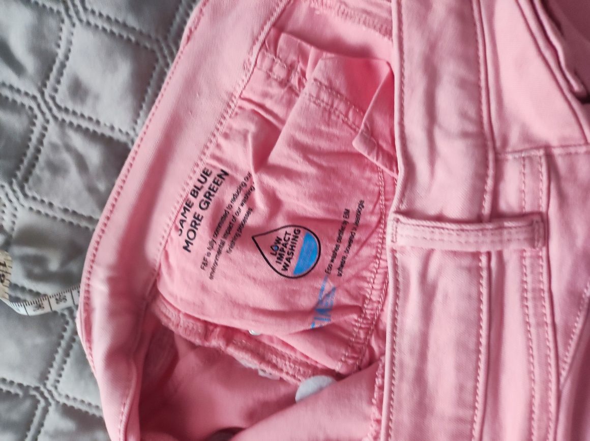 Jeans rozm 40 pudrowy róz