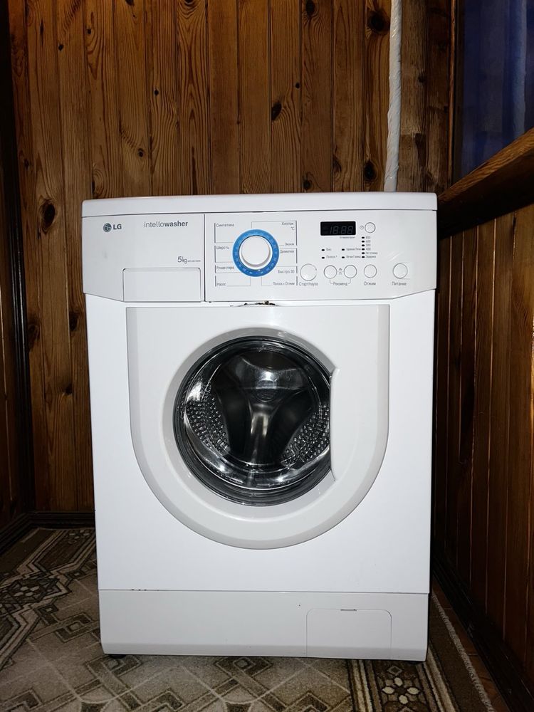 Продам пральну машинку LG intellowasher 5 кг