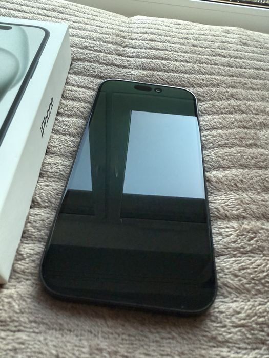 Iphone 15 czarny 88% baterii, super stan