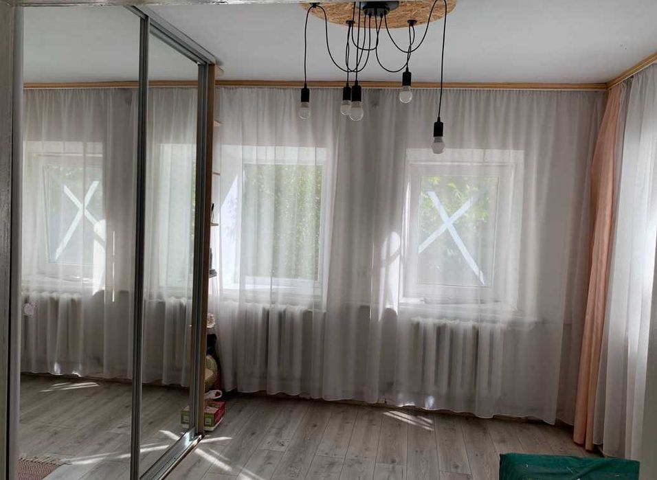 Продається дім у смт Балабине.