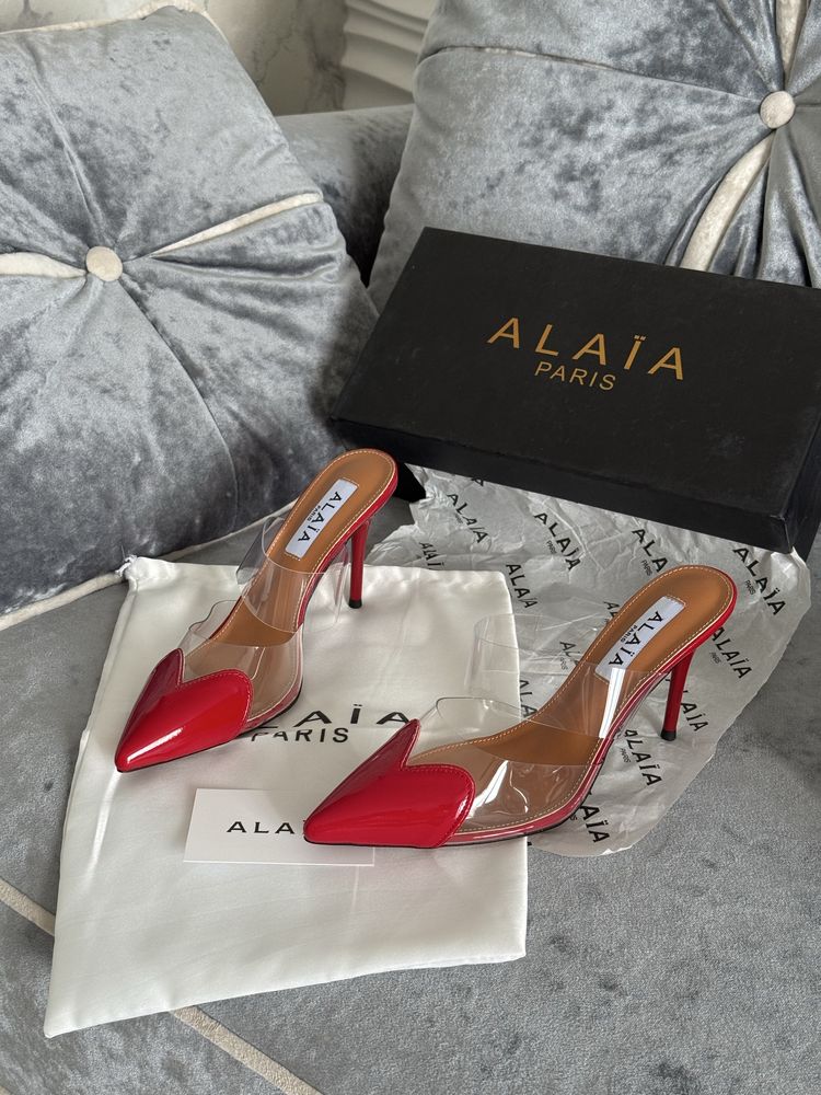 Лаковые туфли 37 и 38 размер босоножки с прозрачными вставками alaia