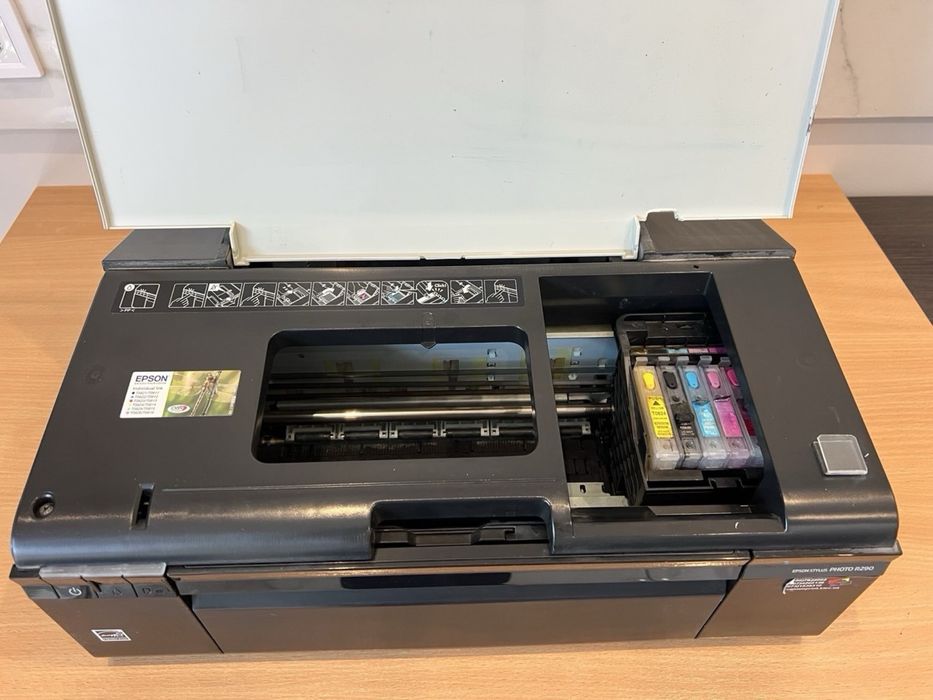 принтер Epson Stylus photo R290