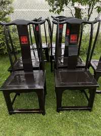 Krzesła drewniane czarne