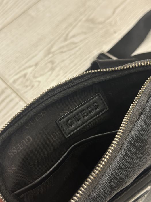 Сумка мужская GUESS