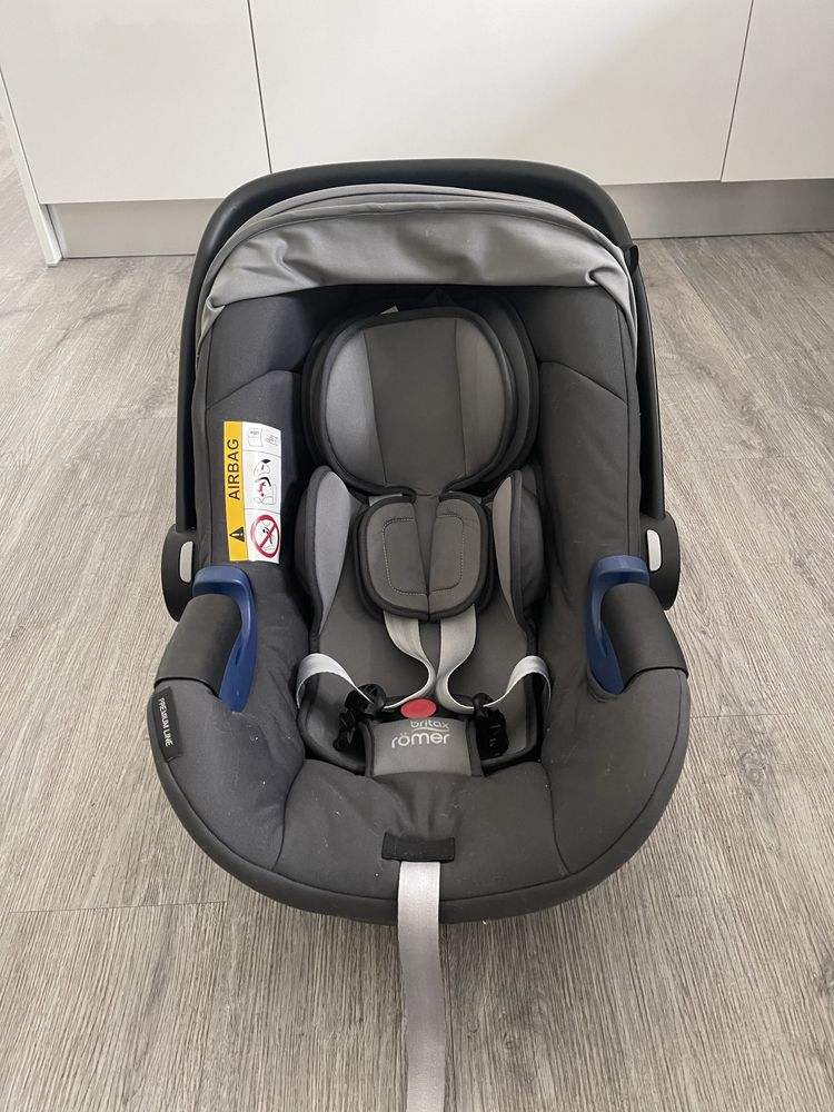 Cadeira ovo baby safe i-size