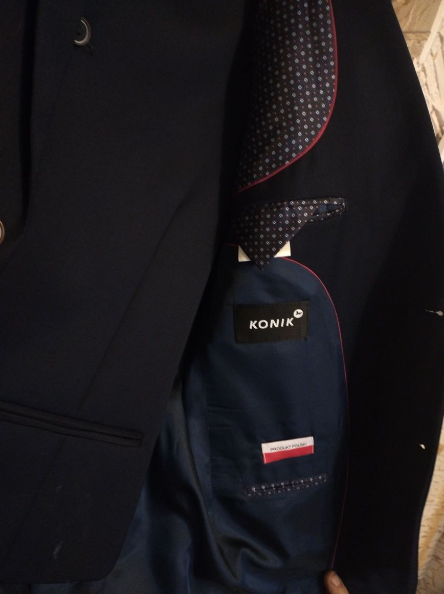 Garnitur męski nowy