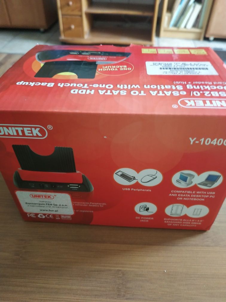 Unitek stacja dyskow,czytnik kart msd oraz replikator portów usb