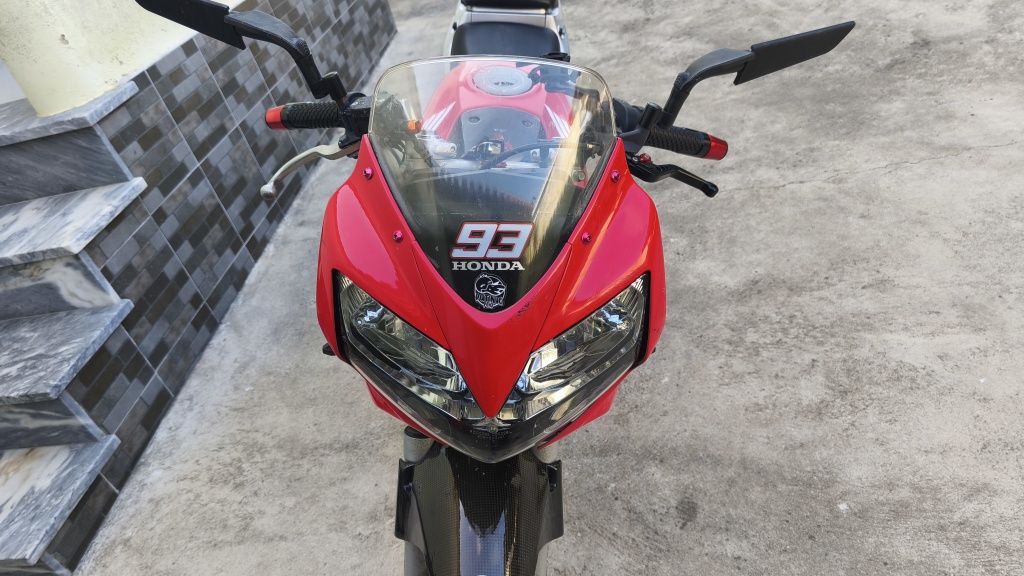 Honda CBR125R 2007