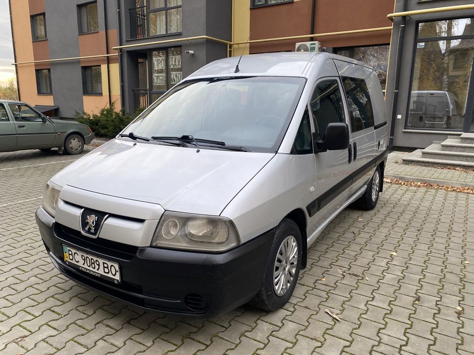 Пежо Експерт 2005 рік один