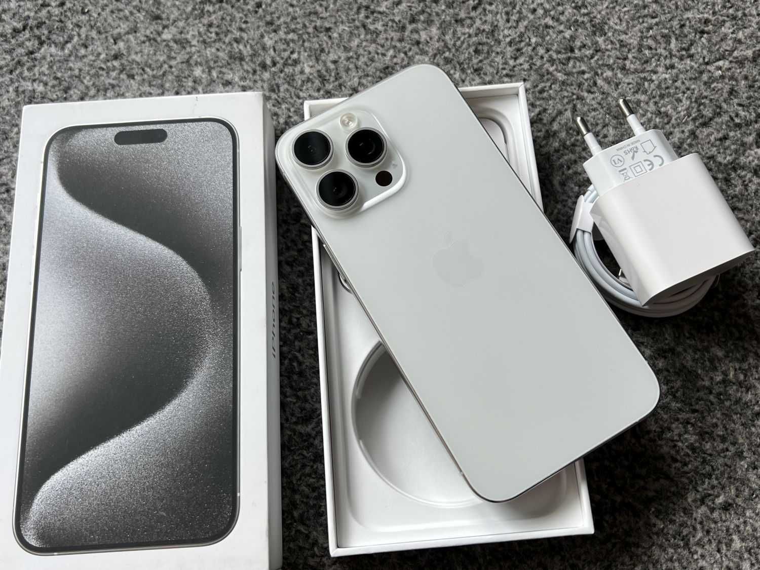 iPhone 15 Pro Max 256GB WHITE BIAŁY SILVER Titanium Bateria 96% FV23%