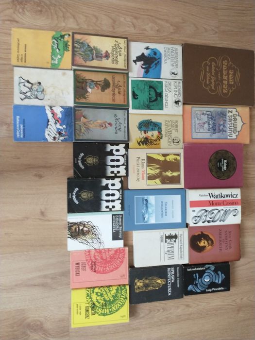 18 książek  Baltazar gąbka, Kipling, pan Tadeusz