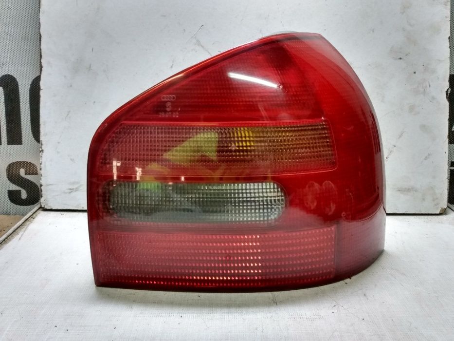 Lampa Audi A3 tył tylna prawa ! ! !