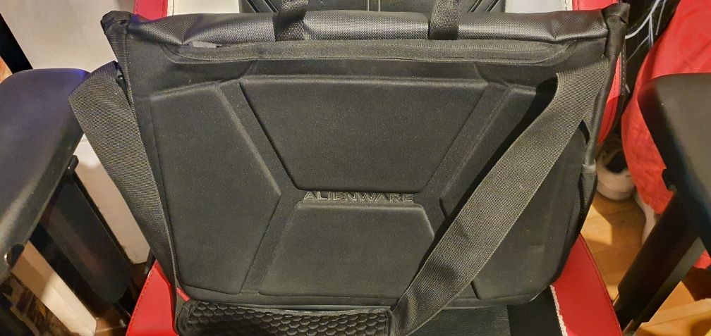 Сумка Alienware 17 messeger bag