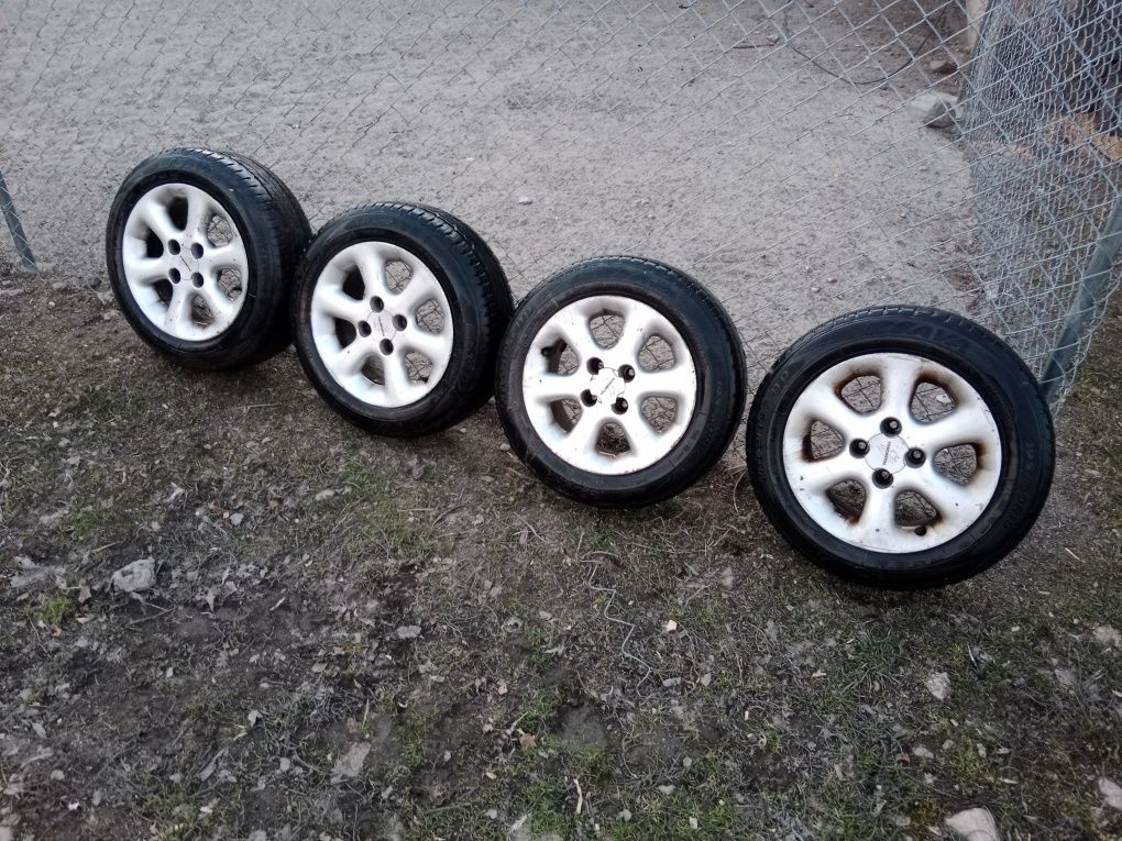 Felgi z oponami Sava 195/60R15 4x108