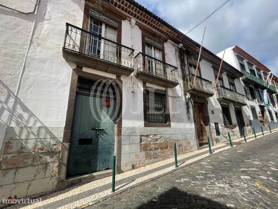 Prédio para reabilitação, São Pedro, Funchal, Madeira