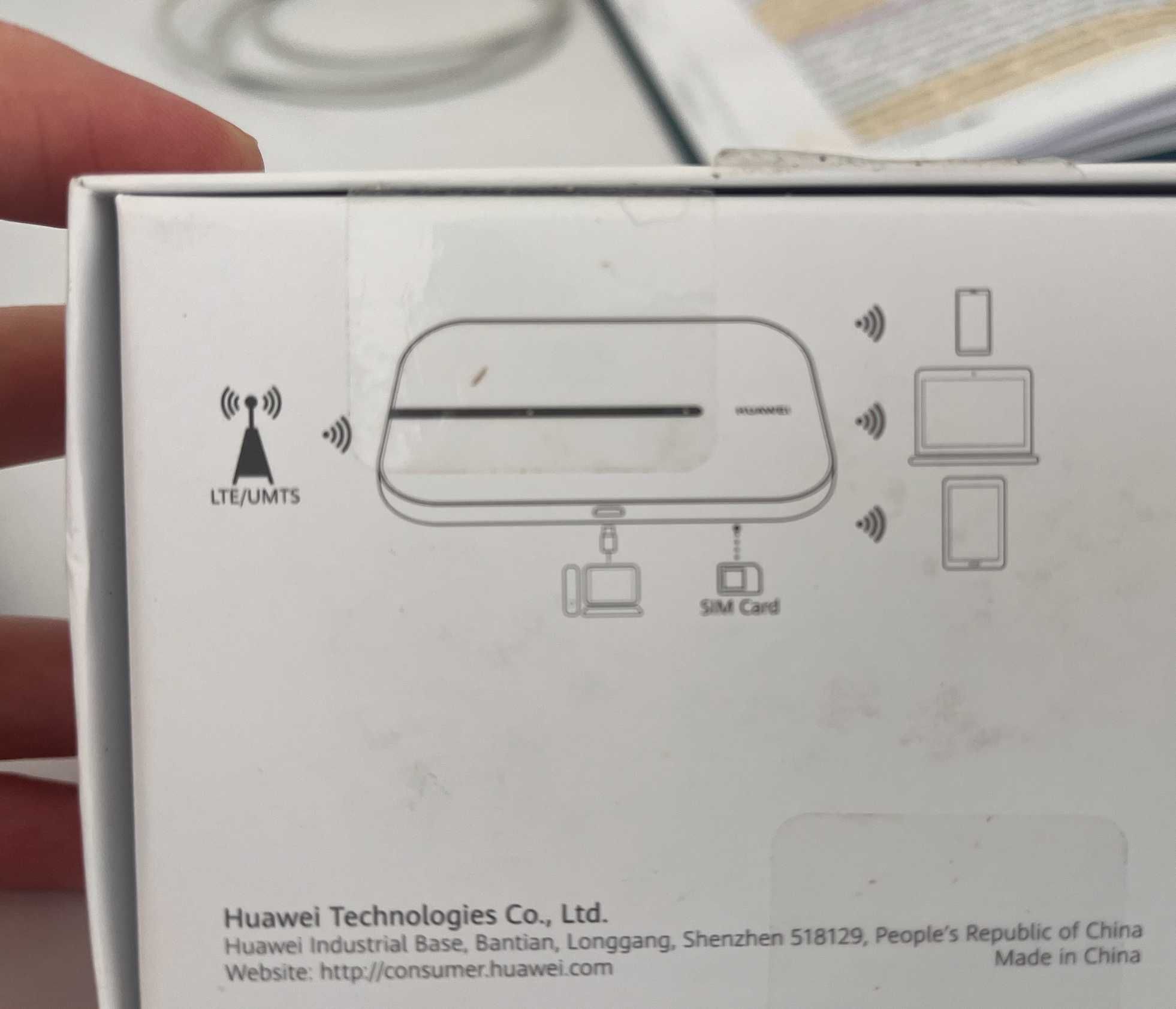 Мобильный Wi-Fi роутер Huawei / Model E5576-320